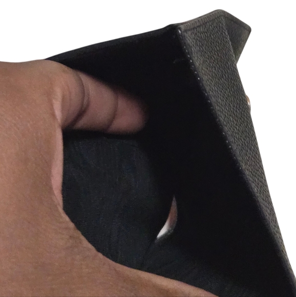 Chanel Black Bifold Caviar leather - Picture 12 of 16